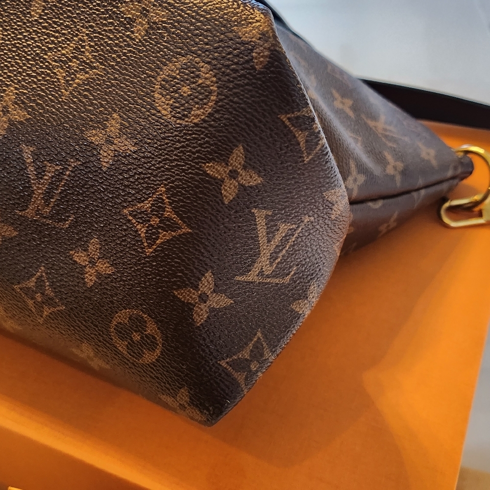 ❤️SALE❤️Gorgeous Authentic Louis Vuitton Flower Zippered Tote MM EUC - Picture 10 of 17